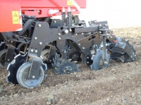 Агрегат для полосовой обработки почвы - Maschio Zebra