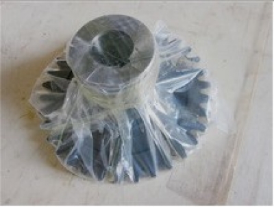 Шестерня привода гидронасоса КПП