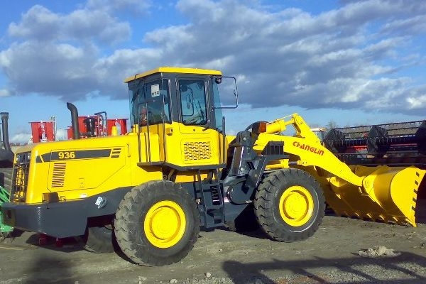 Фронтальный погрузчик Changlin 936 X