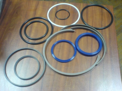 Ремкомплект гидроцилиндра стрелы