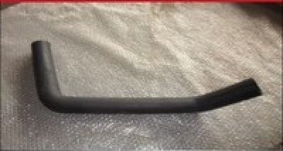 Нижний патрубок радиатора