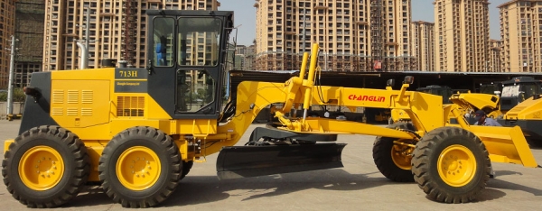 Автогрейдер Changlin 713Н