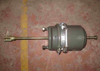 Енергоакумулятор задний  (тормозная камера)